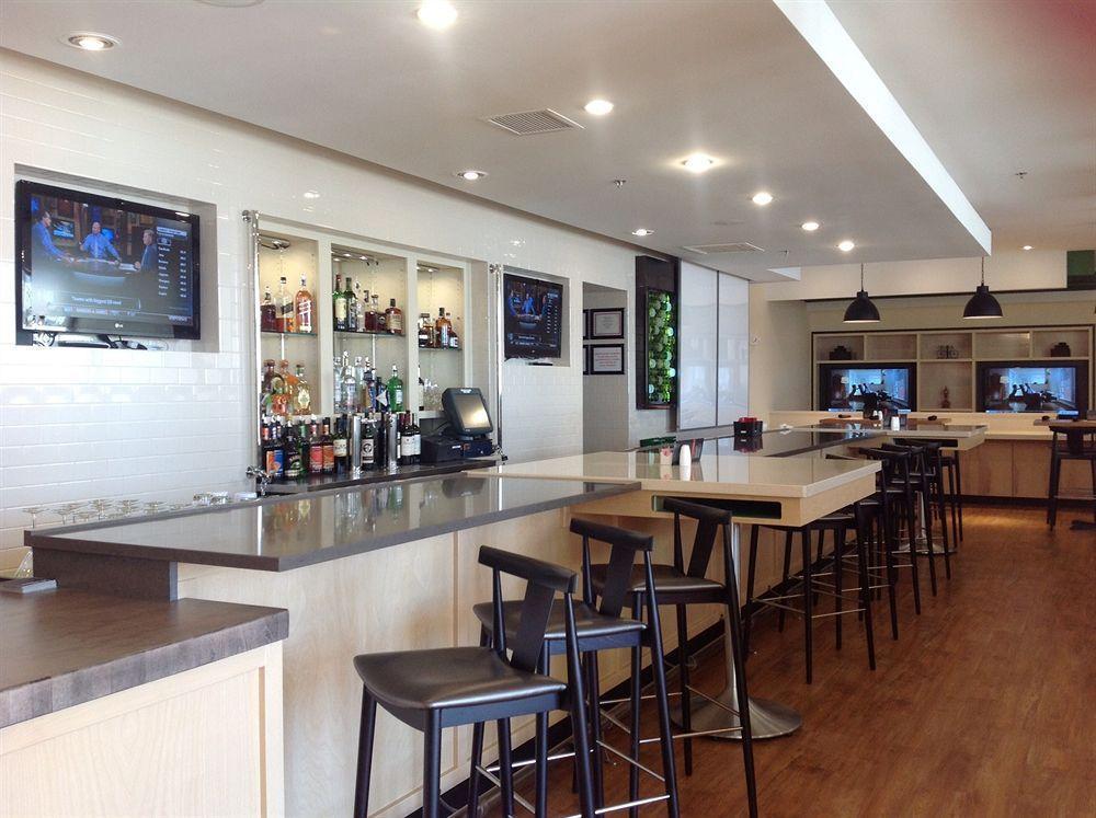 Holiday Inn Roswell By Ihg Exterior photo